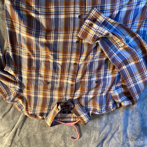 Men’s button down - Picture 3 of 3